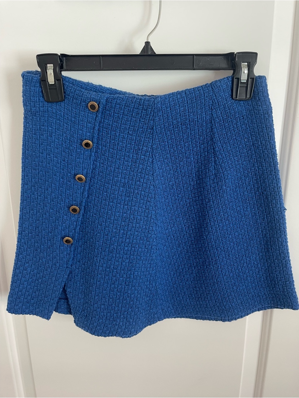 Blue Textured Button-Front Mini Skirt